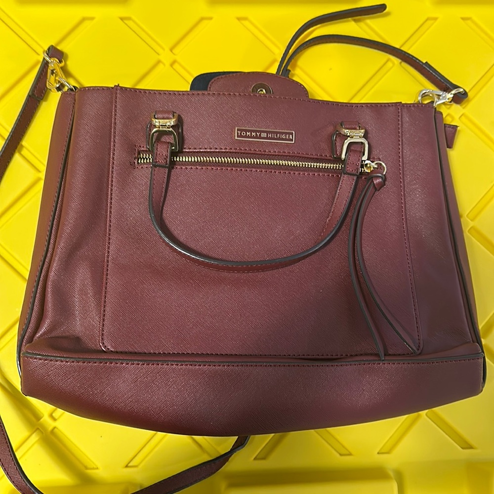 Burgundy / med / bag